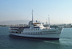 การโจมตีเรือสำราญ City of Poros