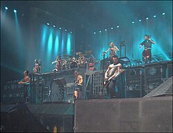 สมาชิกวง Apocalyptica ในช่วงการทำงานดนตรี