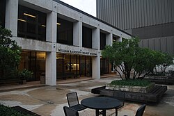 อาคาร Dealey Center for New Media