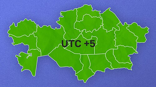 นาฬิกาแสดงเวลา UTC+05:00