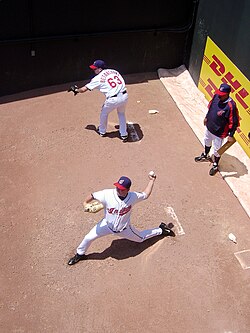 พิชเชอร์กำลังวอร์มร่างกายใน Bullpen