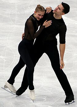 Minerva Fabienne Hase และ Nikita Volodin