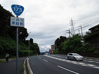 ทัศนียภาพของทางหลวงหมายเลข 173 ในเขตเมืองคาวานิชิ