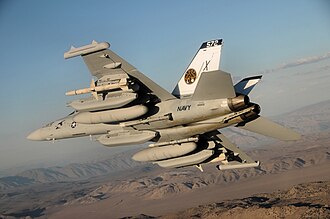 EA-18G Growler พร้อมระบบ AN/ALQ-99