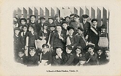 เด็กขายหนังสือพิมพ์ The Blade ในช่วงปี 1900