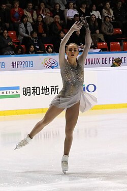 Léa Serna ในการแข่งขัน Internationaux de France 2019