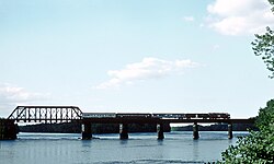 ทัศนียภาพของเส้นทางรถไฟนิวเฮเวน-สปริงฟิลด์