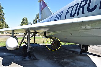 Convair F-102 Delta Dagger พร้อม RAT