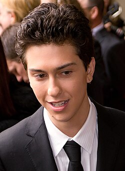 Nat Wolff ในบท ไอแซค