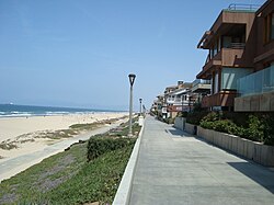 เส้นทางจักรยานบริเวณหาดแมนฮัตตัน